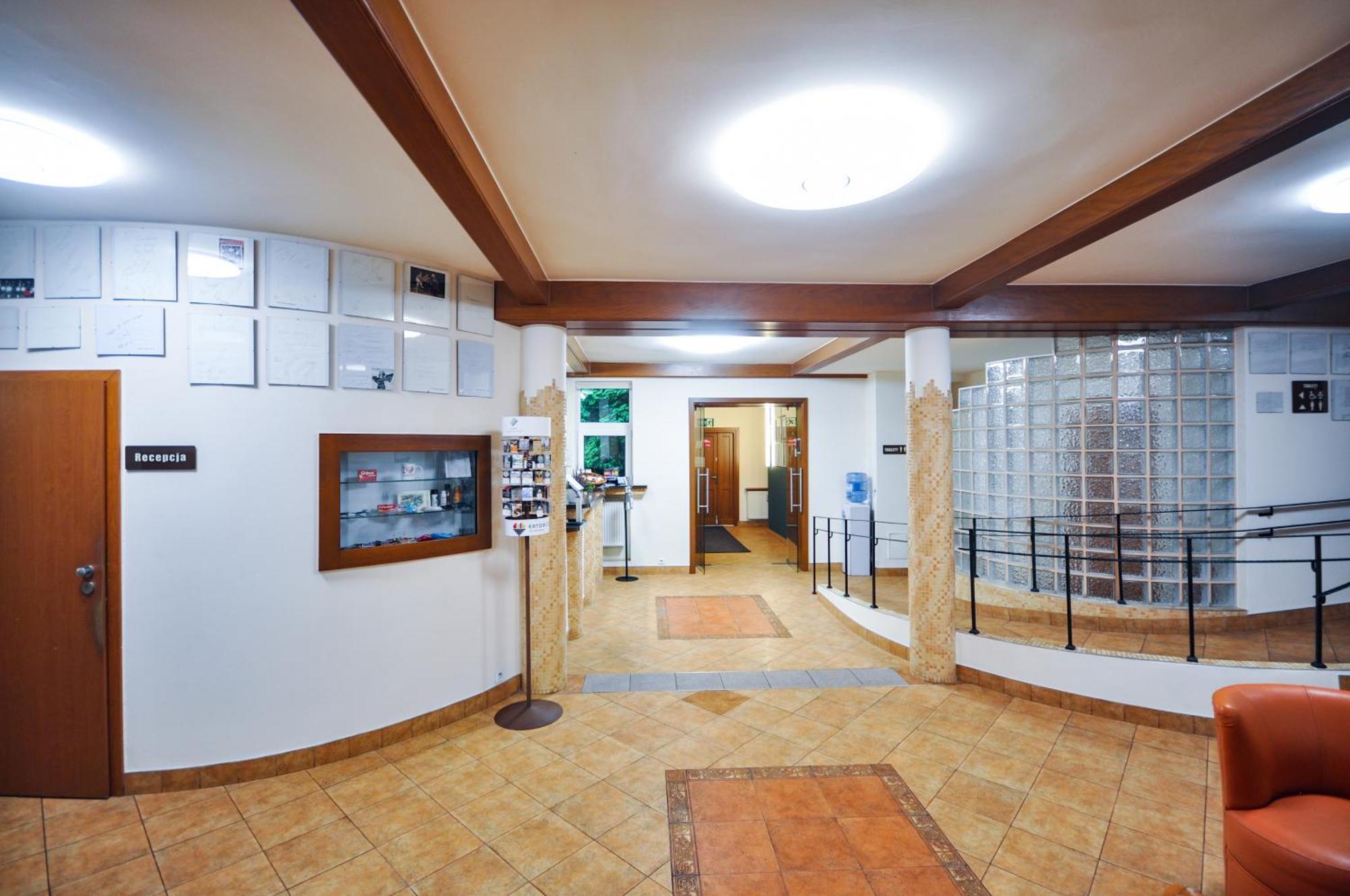 Hotel Trzy Swiaty Spa & Wellness Rajska Wyspa Gliwice Buitenkant foto