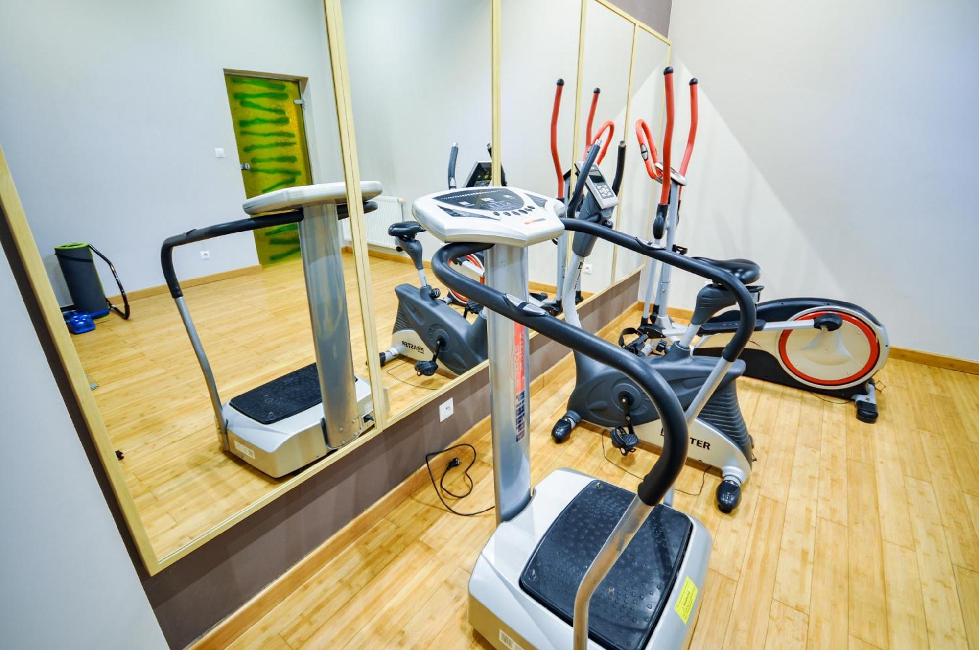 Hotel Trzy Swiaty Spa & Wellness Rajska Wyspa Gliwice Buitenkant foto