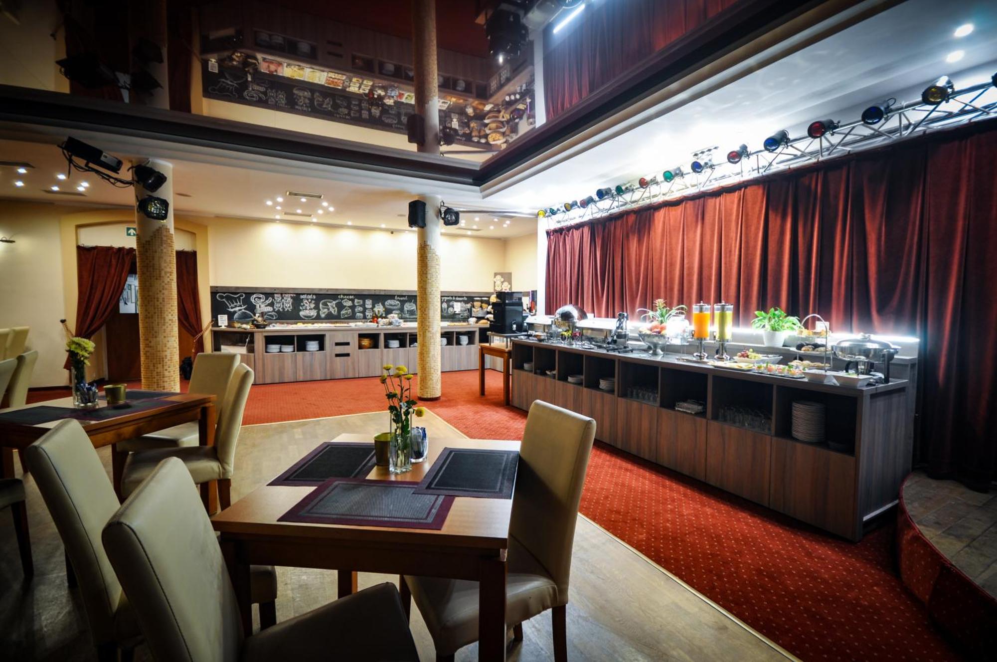 Hotel Trzy Swiaty Spa & Wellness Rajska Wyspa Gliwice Buitenkant foto