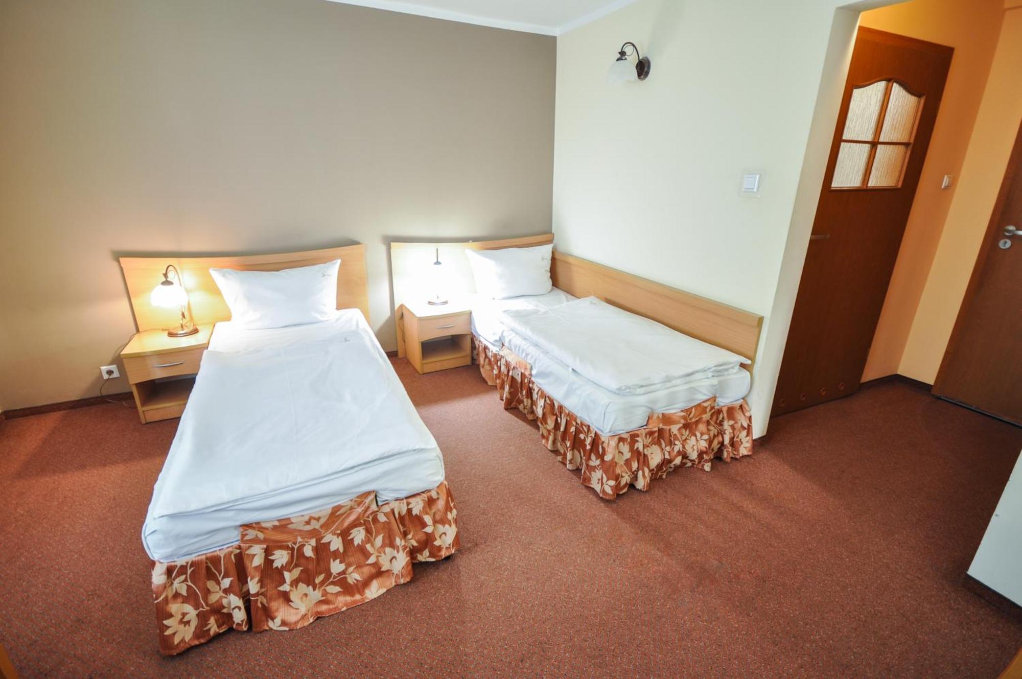 Hotel Trzy Swiaty Spa & Wellness Rajska Wyspa Gliwice Buitenkant foto